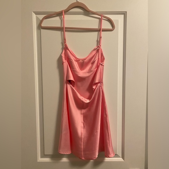 Edikted Bellamy Satin Mini Dress - Picture 4 of 5